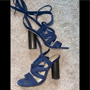 Aldo wrap up navy blue heels